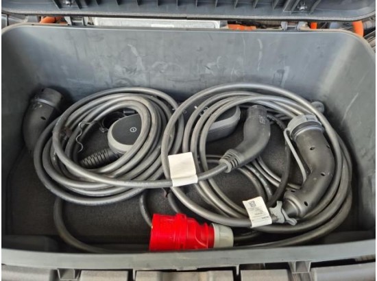 2020 Audi e-tron 50 quattro basis