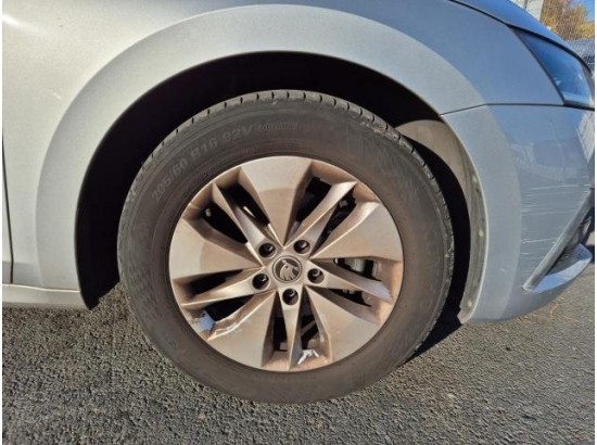 2022 Skoda Octavia Combi Ambition