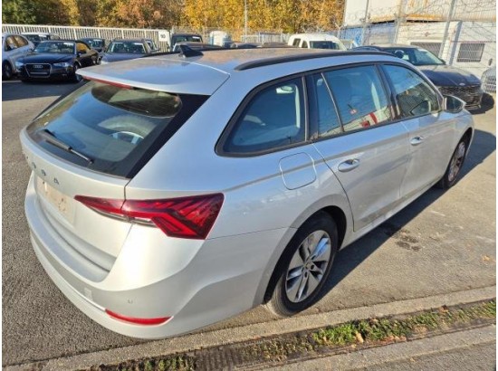 2022 Skoda Octavia Combi Ambition