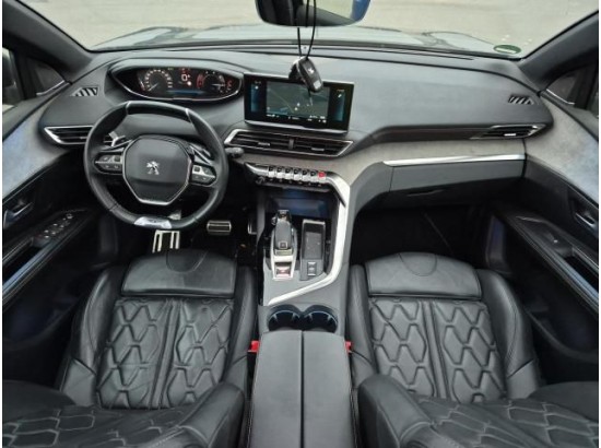 2022 Peugeot 5008 GT