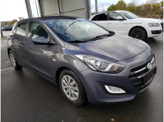 2016 Hyundai i30 blue Classic 2016 Hyundai i30 blue Classic