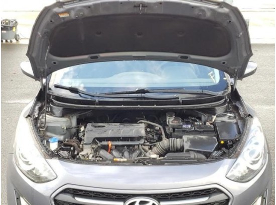 2016 Hyundai i30 blue Classic 2016 Hyundai i30 blue Classic