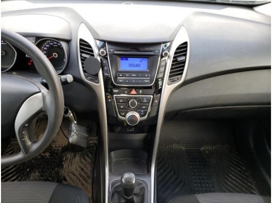 2016 Hyundai i30 blue Classic 2016 Hyundai i30 blue Classic