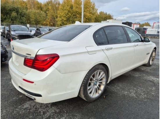 2016 BMW 750 LXI