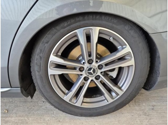 2019 Mercedes-Benz E -Klasse T-Modell E 220 d 2019 Mercedes-Benz E -Klasse T-Modell E 220 d