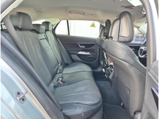 2025 Mercedes-Benz E -Klasse T-Modell E 220 d Avantgarde Advanced