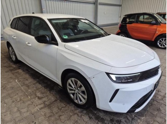 2024 Opel Astra L Sports Tourer Business Edition 2024 Opel Astra L Sports Tourer Business Edition