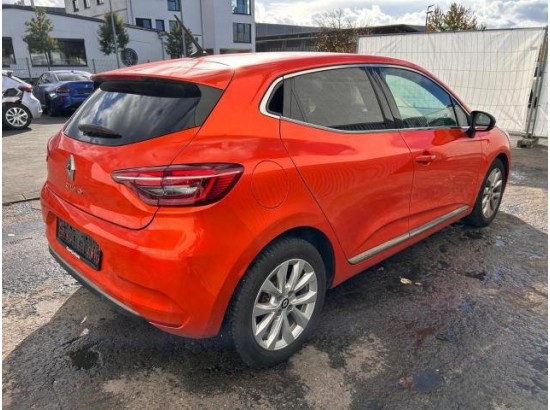 2022 Renault Clio V Intens