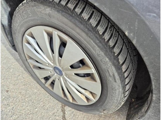 2017 Ford Focus Turnier Business