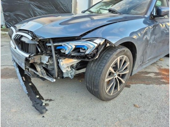 2025 BMW 3er Touring 330i xDrive