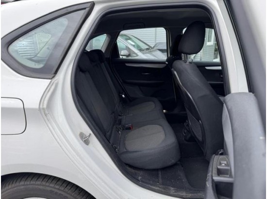 2017 BMW 2er Active Tourer 220 i Advantage 2017 BMW 2er Active Tourer 220 i Advantage