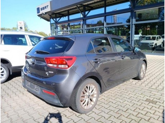 2017 Kia Rio Dream Team