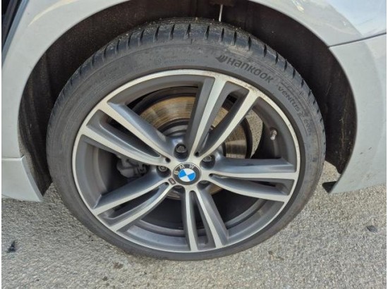 2016 BMW 3er Touring 330 d xDrive M Sport