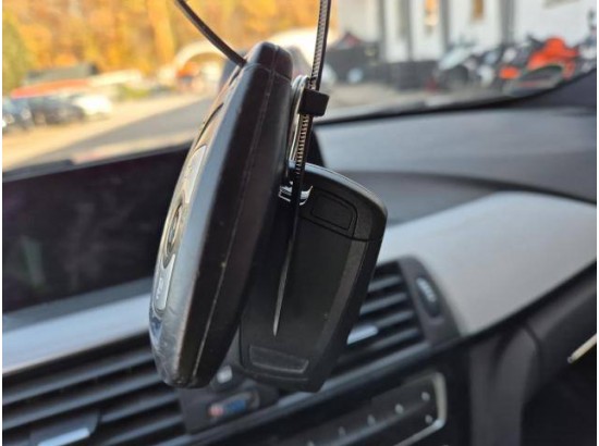 2016 BMW 3er Touring 330 d xDrive M Sport