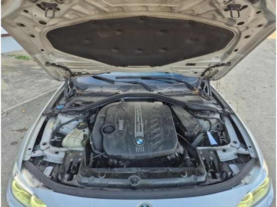 2016 BMW 3er Touring 330 d xDrive M Sport