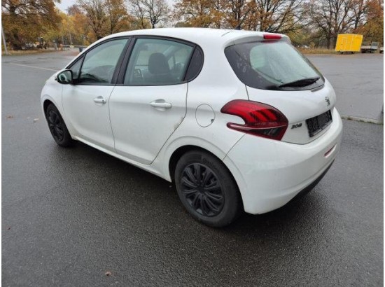 2015 Peugeot 208 Active