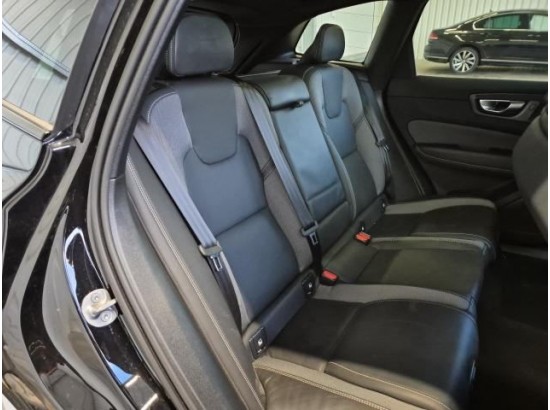 2025 Volvo XC60 Plus Black Edition AWD