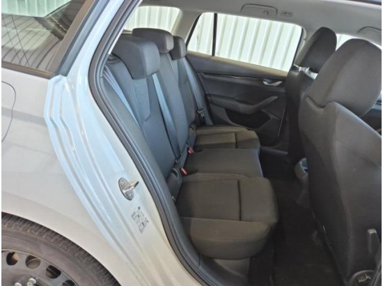 2025 Skoda Octavia Combi 1.5 TSI mHEV 85 kW Essence