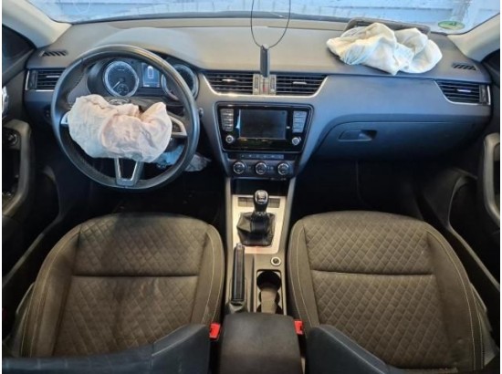 2015 Skoda Octavia Combi Edition