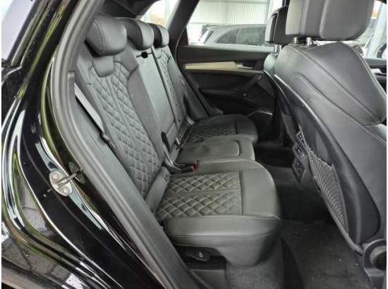 2025 Audi Q5 40 TDI quattro S line