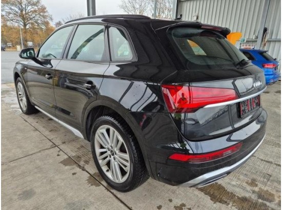 2025 Audi Q5 40 TDI quattro S line