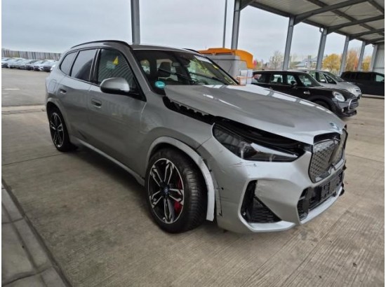 2024 BMW iX1 30 xDrive M Sport