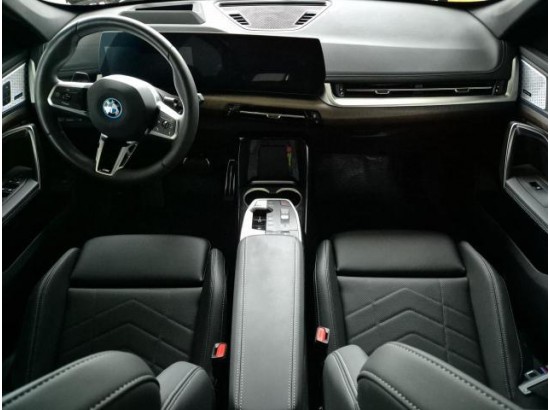 2024 BMW iX1 30 xDrive M Sport