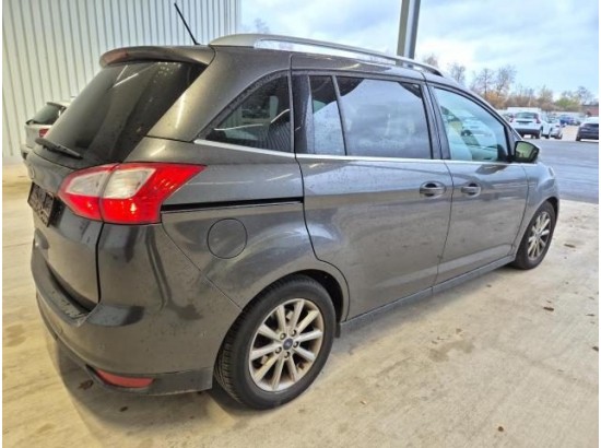 2017 Ford Grand C-Max Titanium