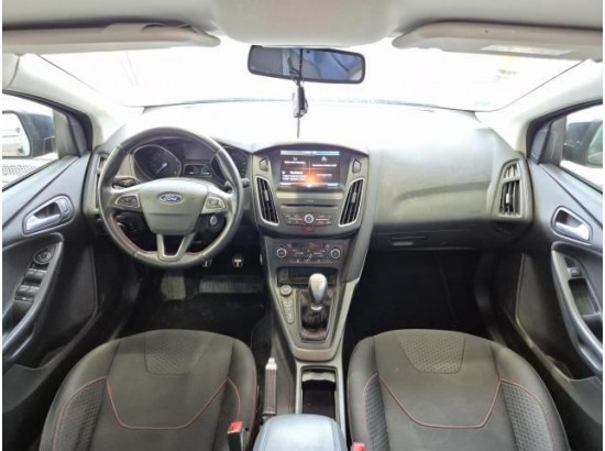 2016 Ford Focus Tunier Sport