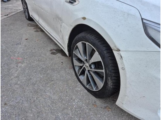 2017 Kia Optima Spirit