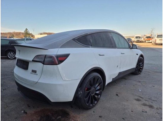 2024 Tesla Model Y AWD Performance Dual