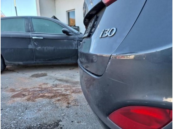 2016 Hyundai i30 cw blue Trend