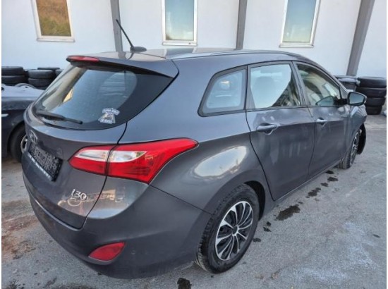 2016 Hyundai i30 cw blue Trend