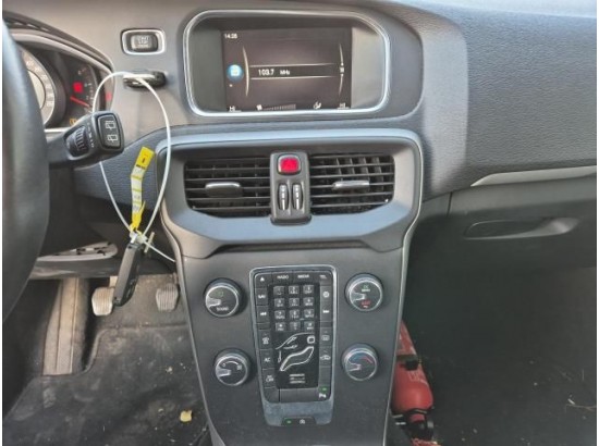 2017 Volvo V40 Kinetic