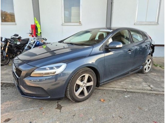 2017 Volvo V40 Kinetic