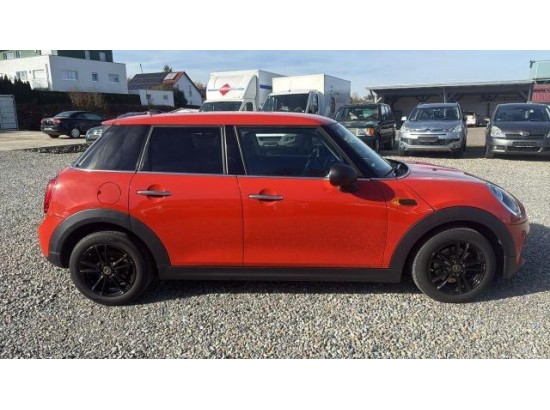2018 Mini Mini 5-trg. One