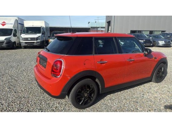 2018 Mini Mini 5-trg. One