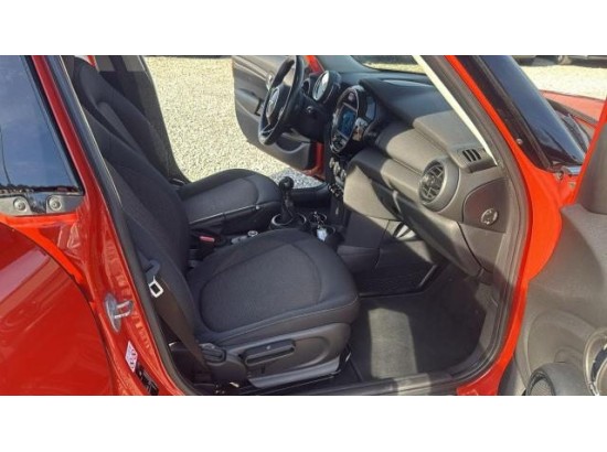 2018 Mini Mini 5-trg. One