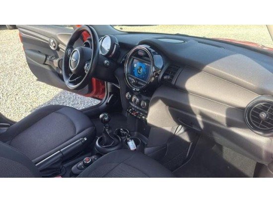 2018 Mini Mini 5-trg. One