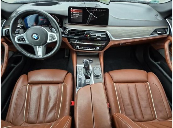 2021 BMW 5er Touring 540 d xDrive M Sport