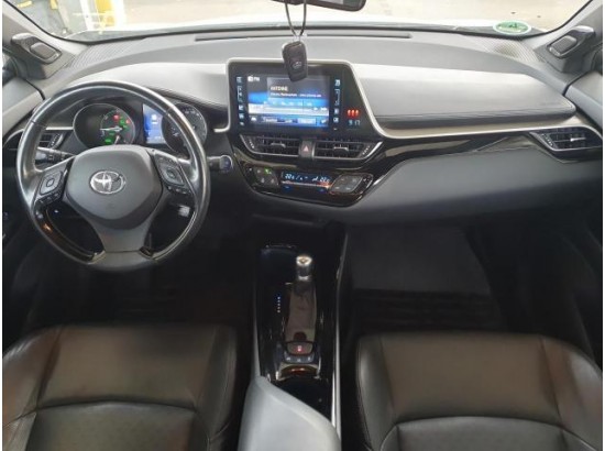 2018 Toyota C-HR Hybrid Style Selection