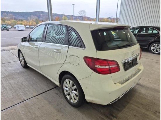 2015 Mercedes-Benz B B 180