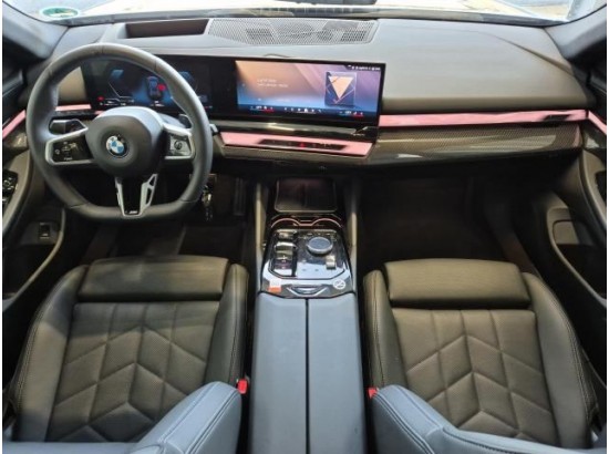 2025 BMW 5er Touring 520 d xDrive M Sport