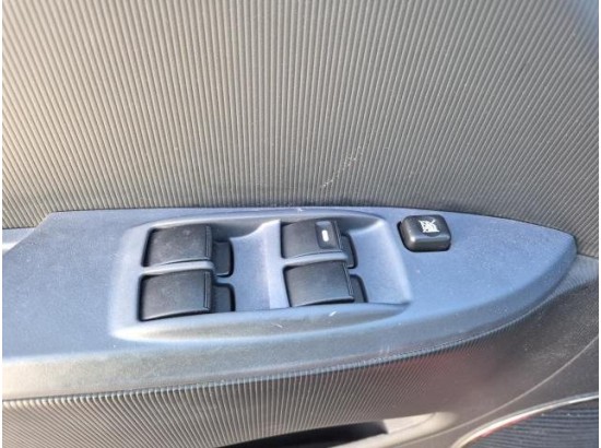 2017 Peugeot iOn Active