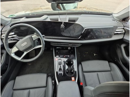 2025 Audi A5 Avant TDI 150 kW edition one