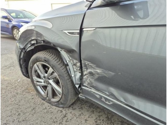 2025 Volkswagen T-Roc R-Line