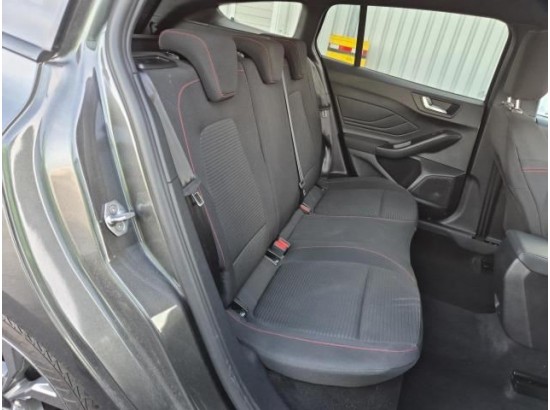 2025 Ford Focus Turnier ST-Line