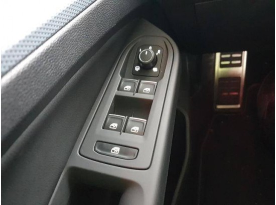 2025 Volkswagen Golf VIII Lim. 1.5 eTSI 110 kW Goal