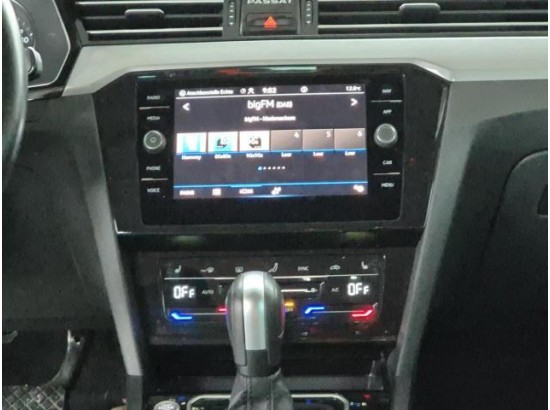 2024 Volkswagen Passat Variant Business