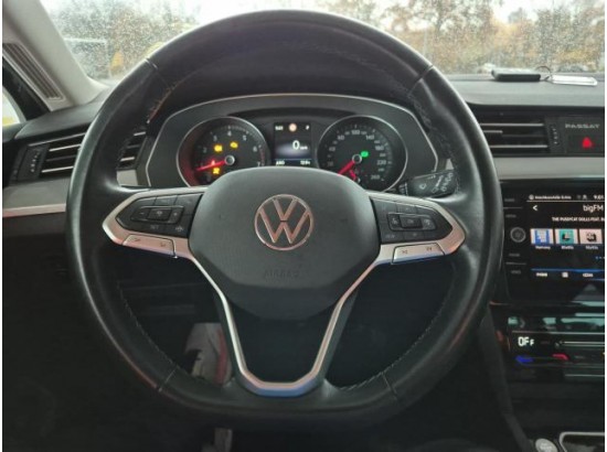 2024 Volkswagen Passat Variant Business